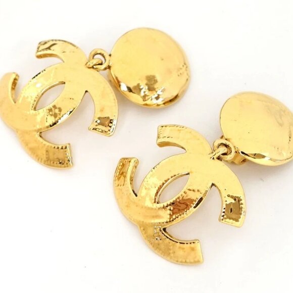 CHANEL Large CC Logos Vintage Dangle Earrings Gold Tone 94P w/Box x1136 - Picture 3 of 5